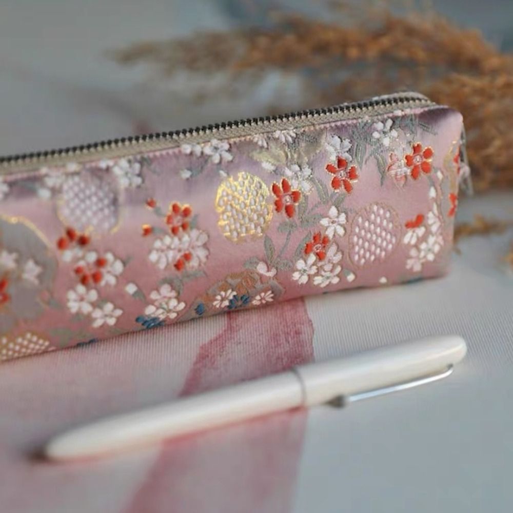 Chinese Retro Style Pencil Cas - Beauty Makeup School ulasan dan harga