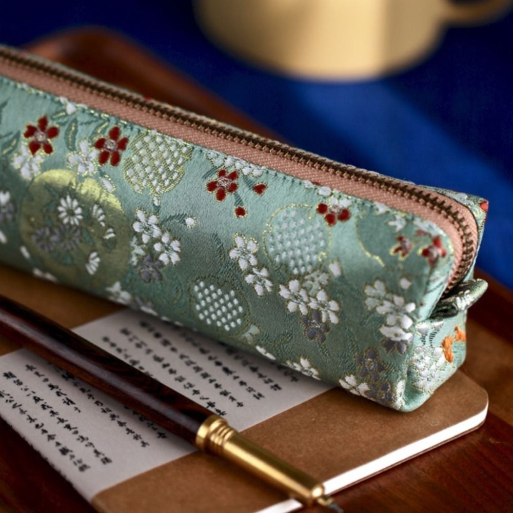 Chinese Retro Style Pencil Cas - Beauty Makeup School ulasan dan harga